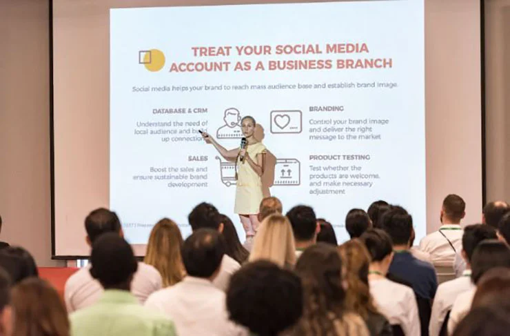 Why Hire a Keynote Speaker 10