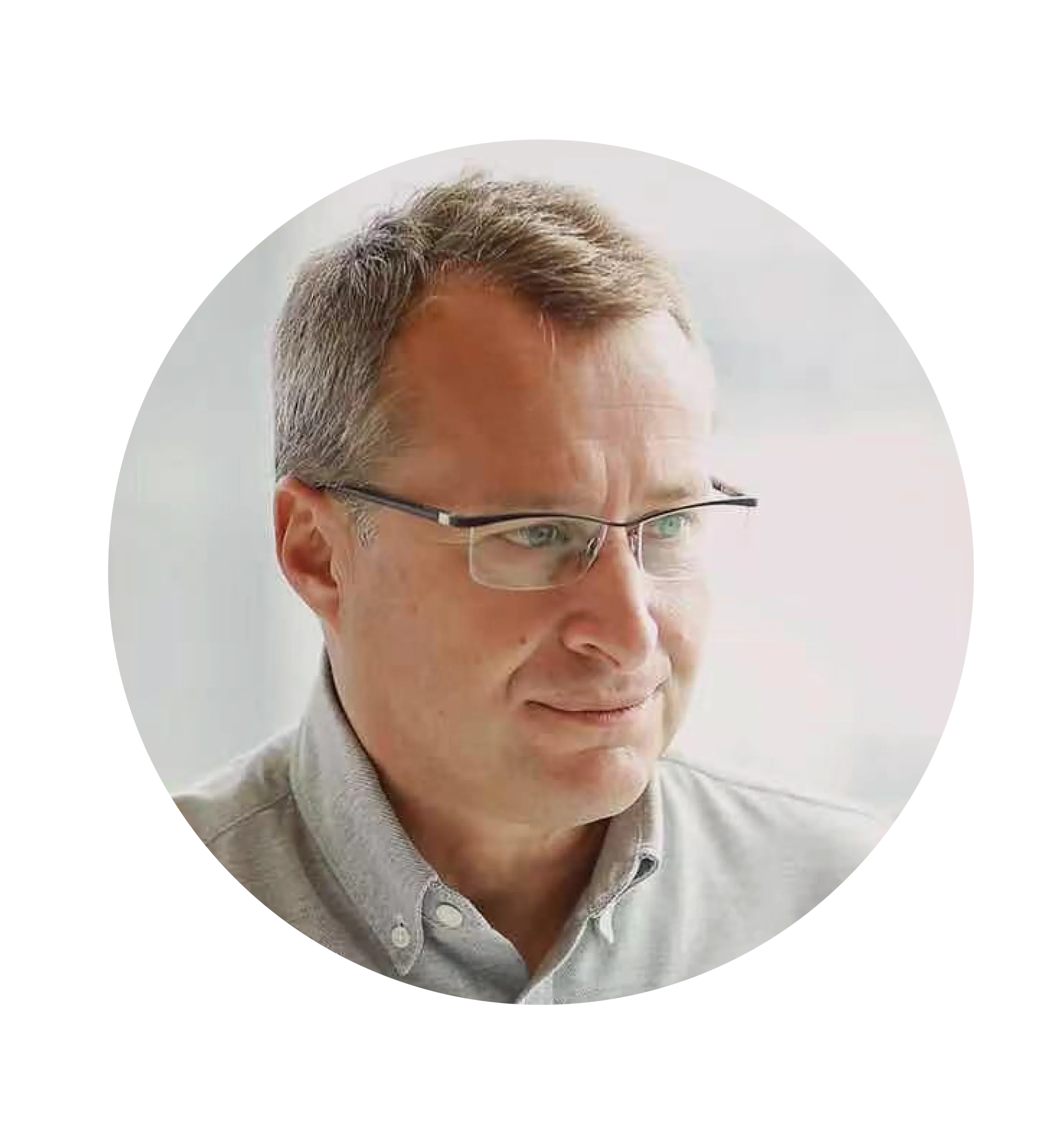 senior man with glasses