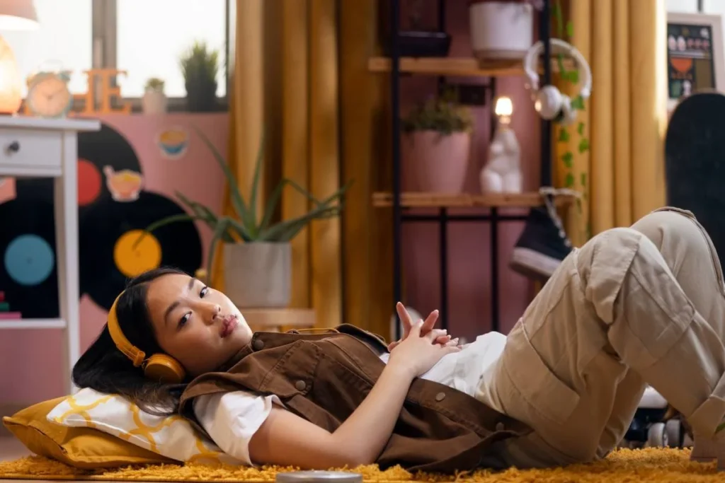 lying flat trend in china